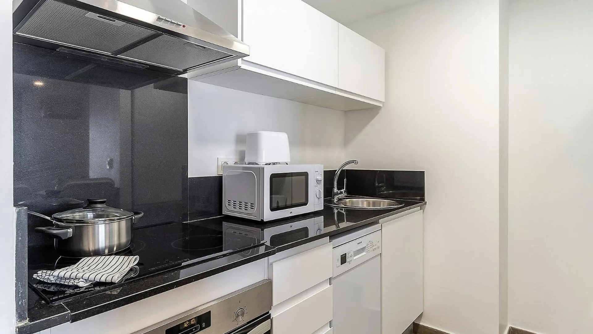 4238 - Ab Duplex Santa Coloma III Διαμέρισμα Βαρκελώνη
